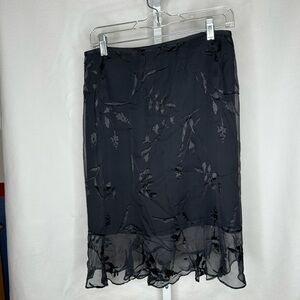 Chic Black Floral Midi Skirt